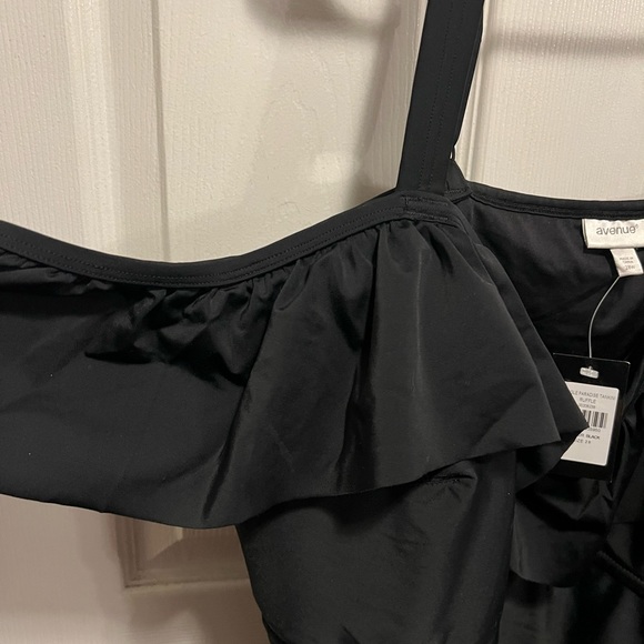42 AVENUE Ruffle Tankini Top - black retails $89.00 NWT size 28 - Picture 3 of 11
